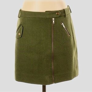 J.CREW WOOL MINI SKIRT, Excellent Condition, size 4, green color